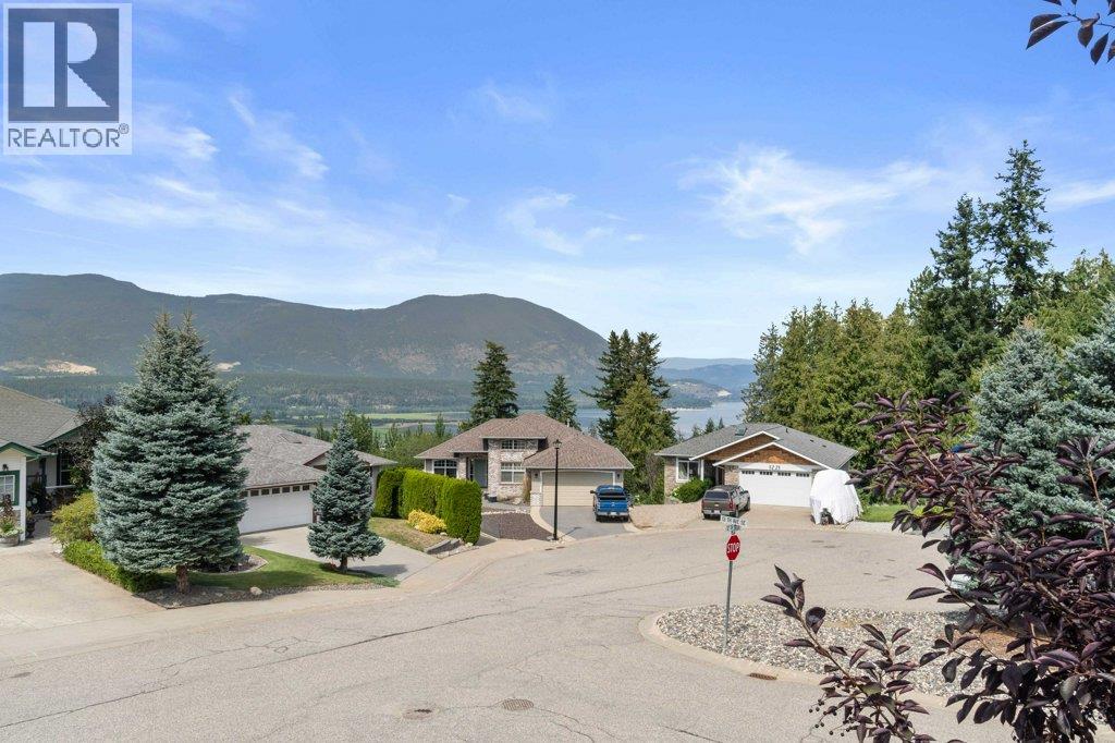 Photo 48 of 1320 12 Street, Salmon Arm BC