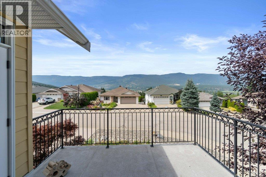 Photo 44 of 1320 12 Street, Salmon Arm BC