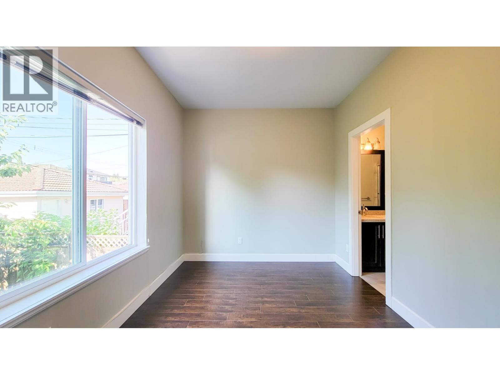 Photo 17 of 3096 E 26th Avenue, Vancouver BC