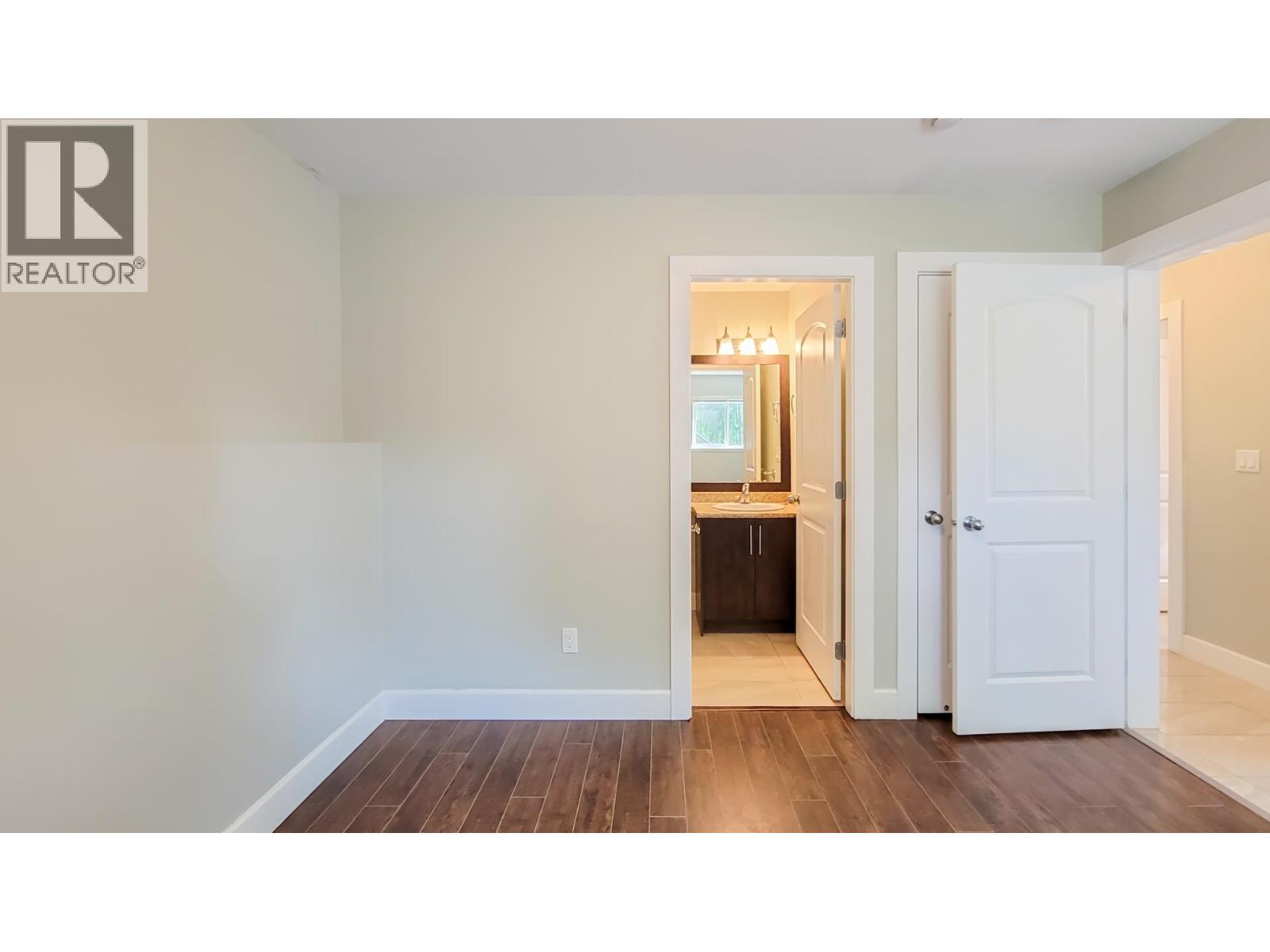 Photo 35 of 3096 E 26th Avenue, Vancouver BC