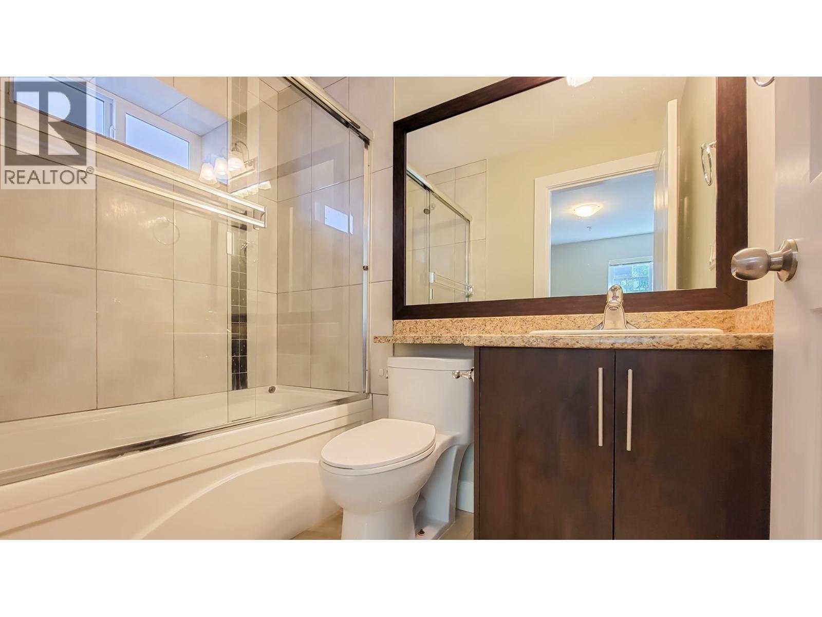 Photo 37 of 3096 E 26th Avenue, Vancouver BC