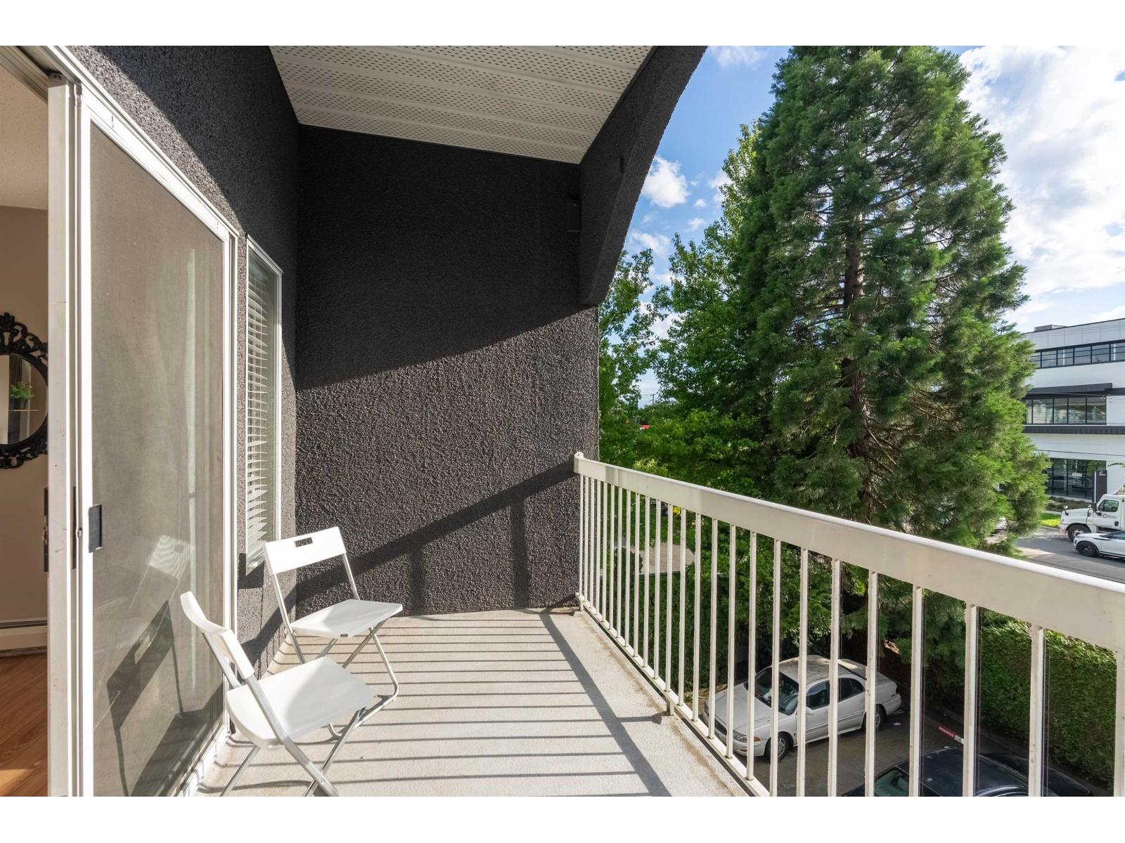 Photo 18 of 308 5664 200 Street, Langley BC