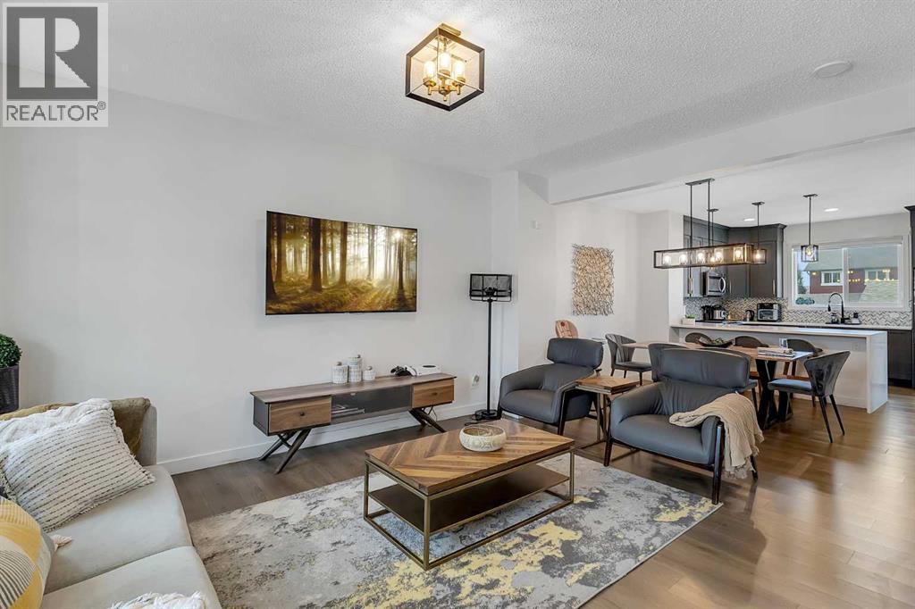 Photo 5 of 117 Highview Gate Se, Airdrie AB