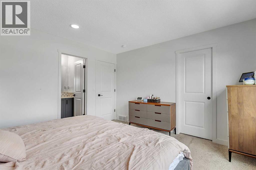 Photo 16 of 117 Highview Gate Se, Airdrie AB