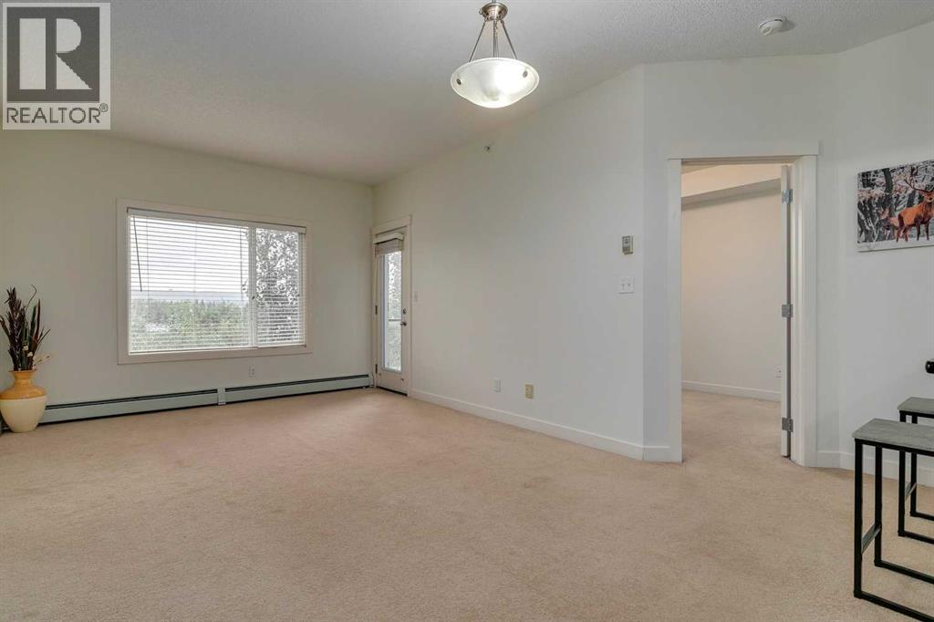 Photo 6 of 305 3950 46 Avenue Nw, Calgary AB