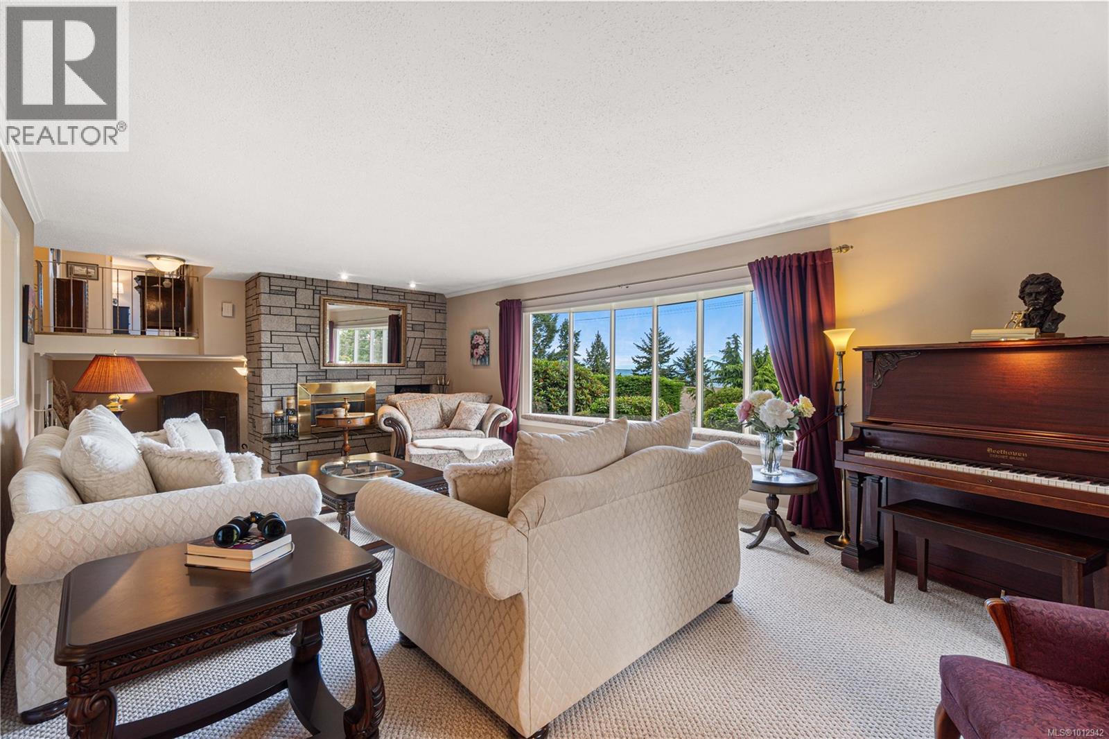 Photo 15 of 3817 Hammond Bay Rd, Nanaimo BC