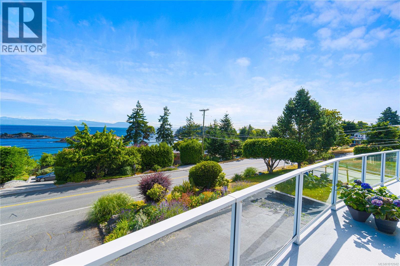 Photo 44 of 3817 Hammond Bay Rd, Nanaimo BC