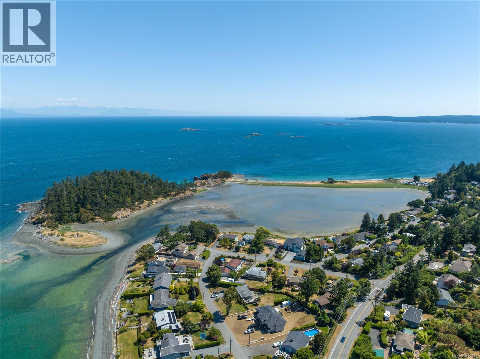 Photo 74 of 3817 Hammond Bay Rd, Nanaimo BC