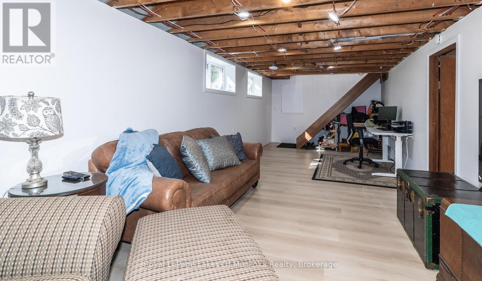 Photo 22 of 15 Douglas Drive, Bracebridge ON