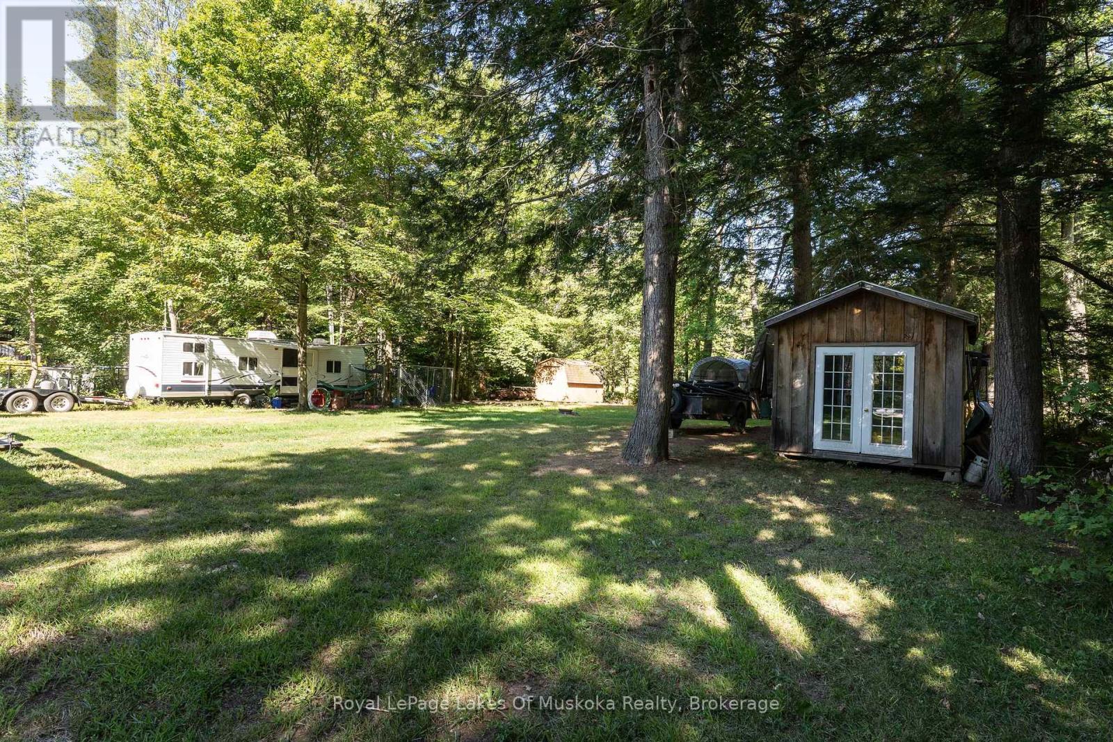 Photo 28 of 15 Douglas Drive, Bracebridge ON