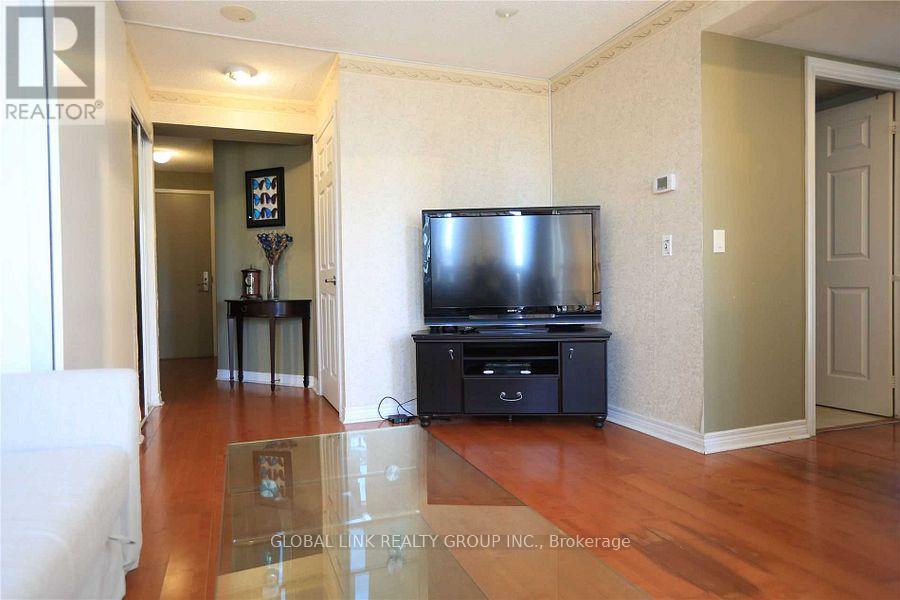 Photo 3 of 2202 763 Bay Street, Toronto ON