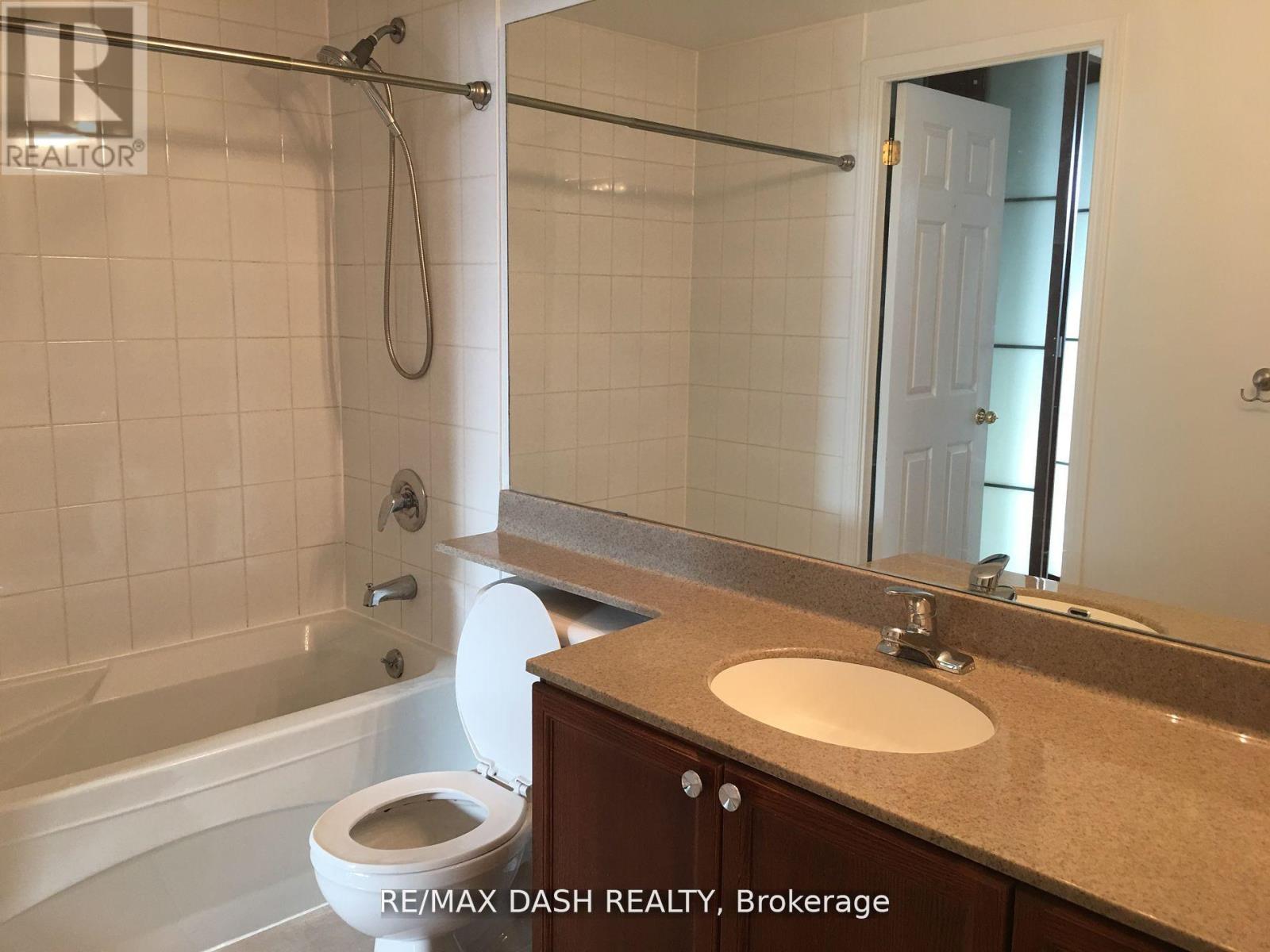 Photo 11 of 535 36 Stadium Road, Toronto ON