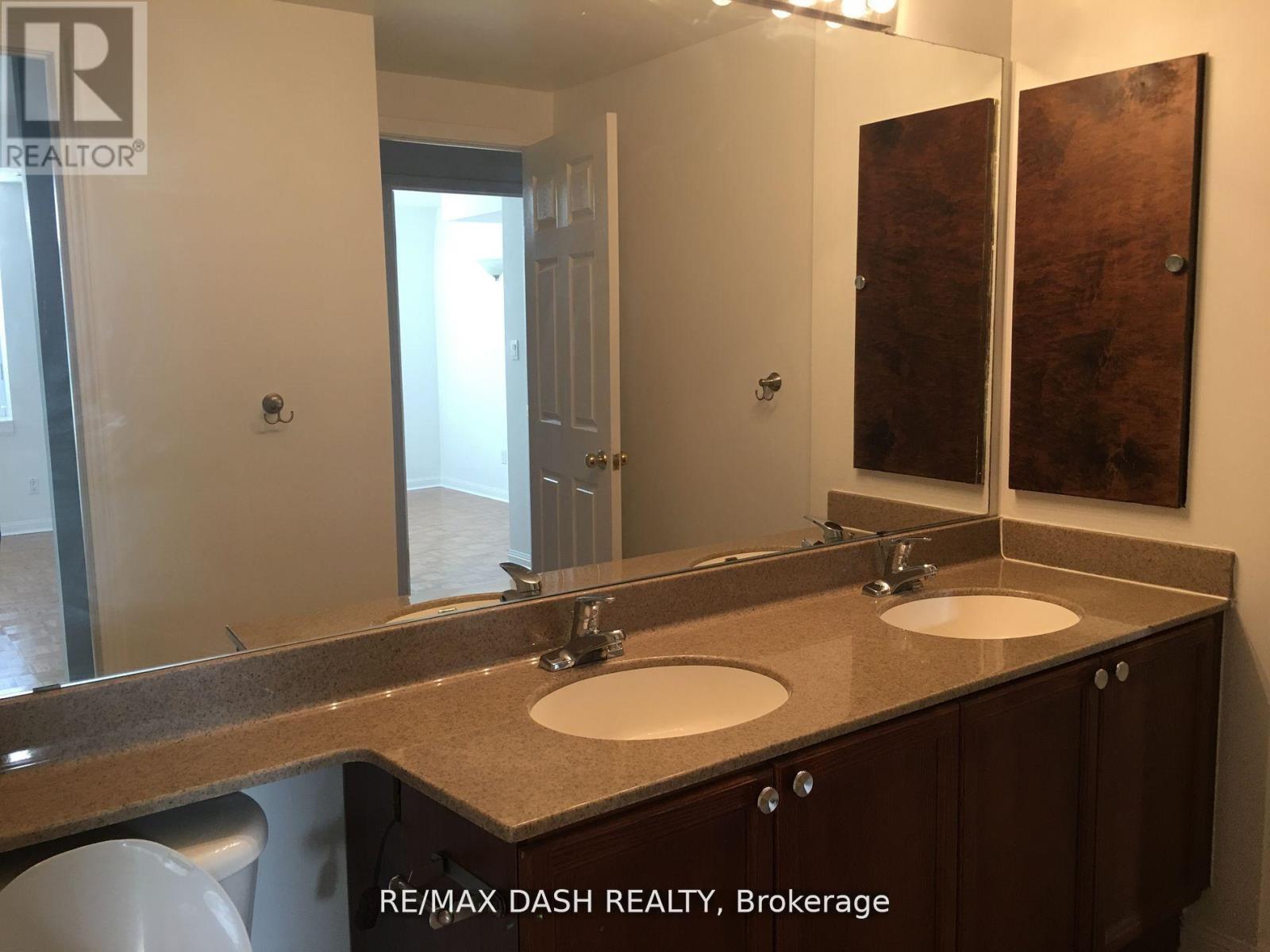 Photo 13 of 535 36 Stadium Road, Toronto ON