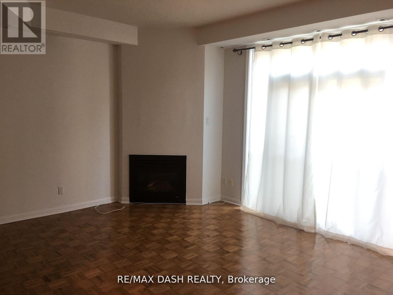 Photo 6 of 535 36 Stadium Road, Toronto ON