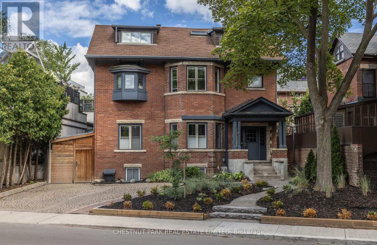 Photo 1 of 4 Maple Avenue, Toronto ON