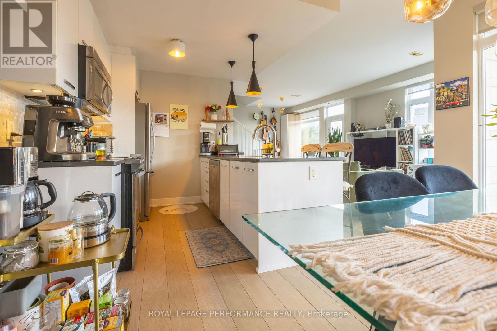 Photo 21 of 22 Holmwood Avenue, Ottawa ON