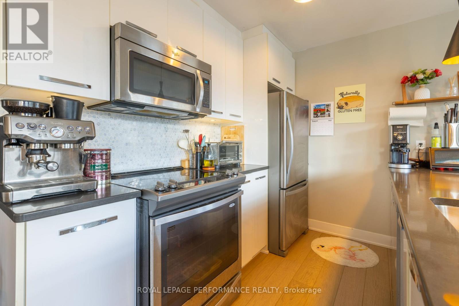 Photo 23 of 22 Holmwood Avenue, Ottawa ON