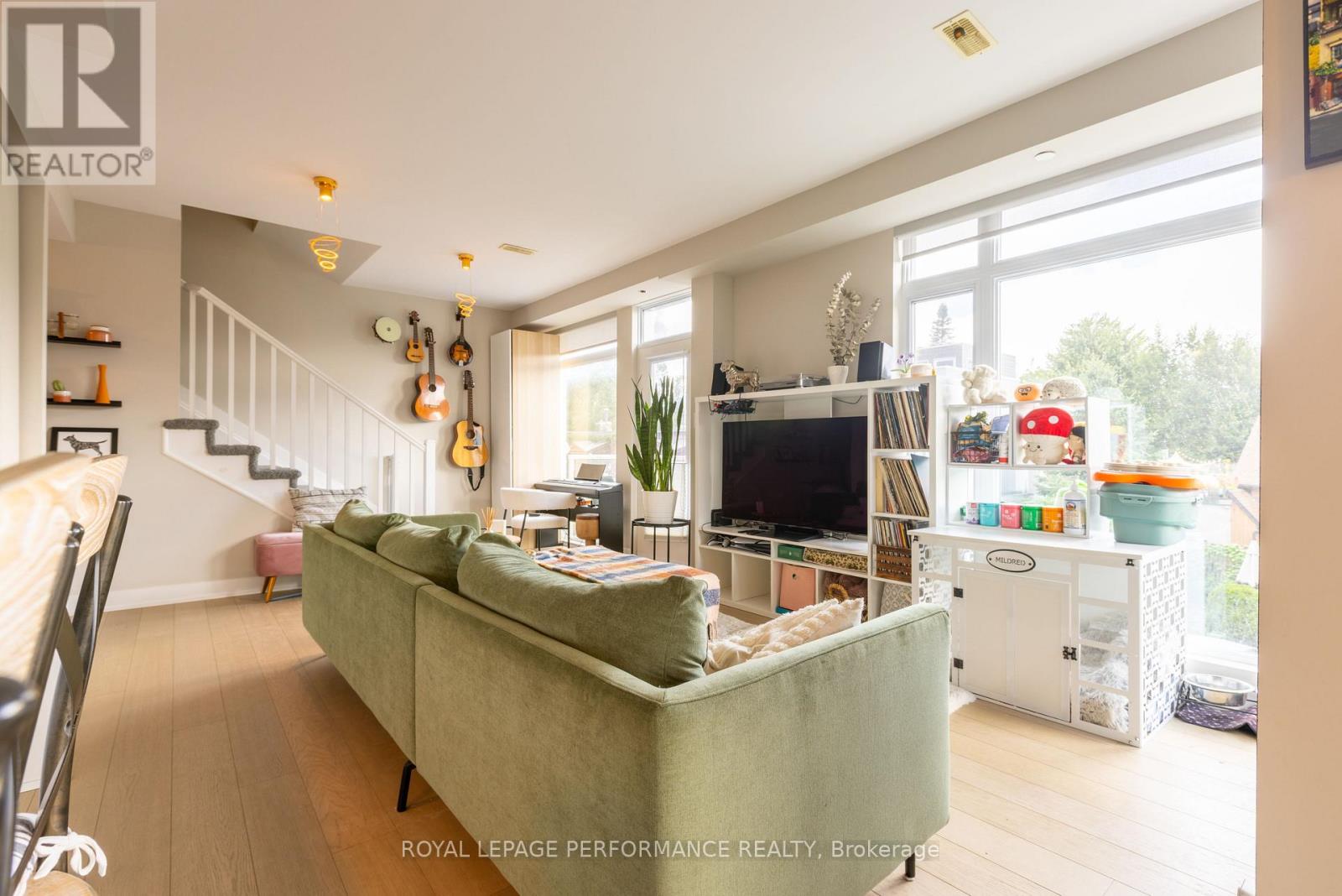Photo 25 of 22 Holmwood Avenue, Ottawa ON