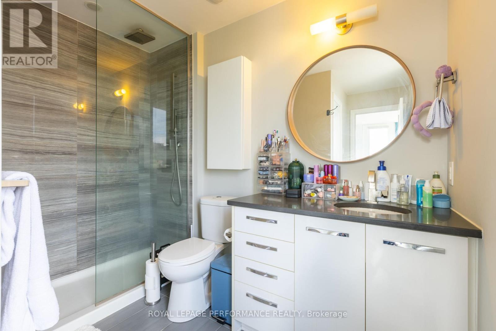 Photo 32 of 22 Holmwood Avenue, Ottawa ON