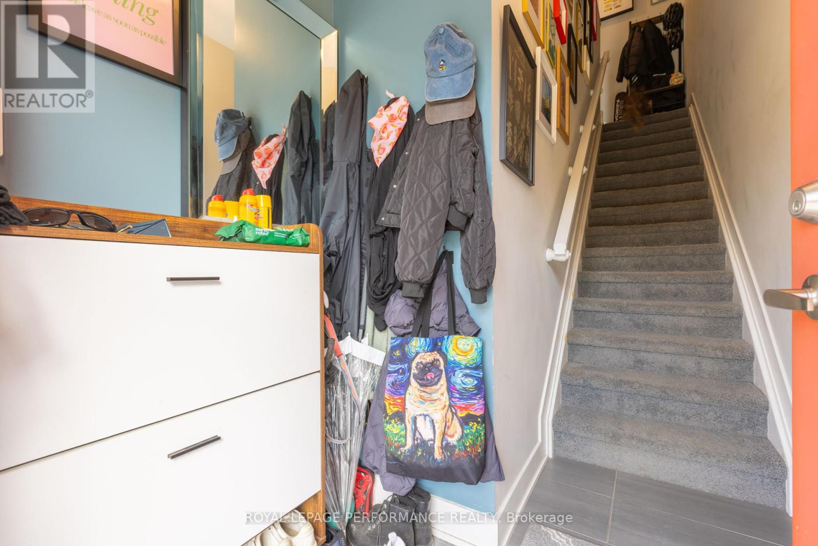 Photo 6 of 22 Holmwood Avenue, Ottawa ON