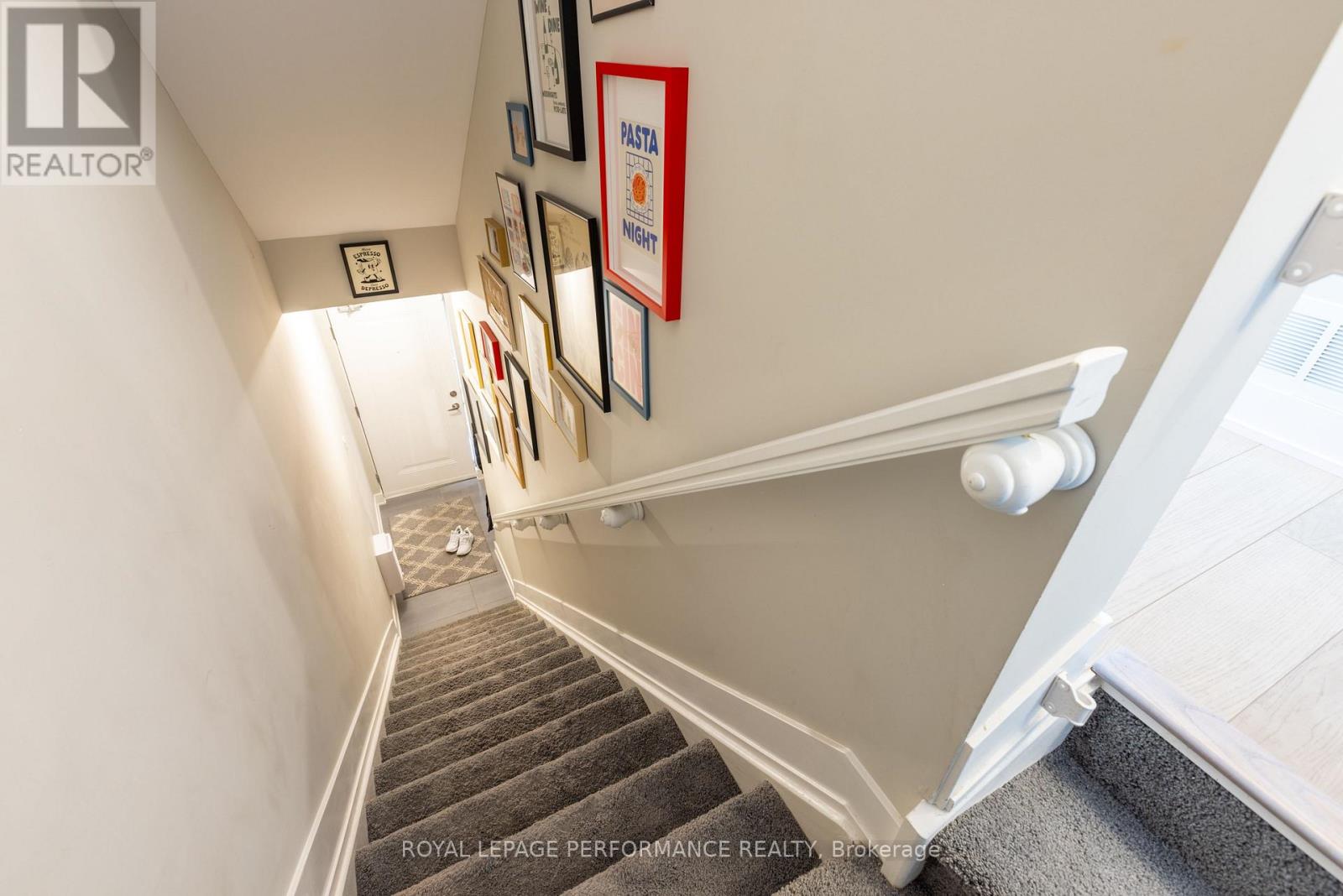 Photo 7 of 22 Holmwood Avenue, Ottawa ON