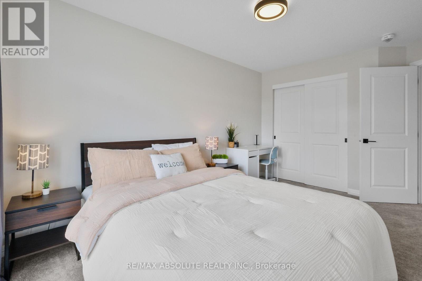 Photo 29 of 243 Overberg Way, Ottawa ON