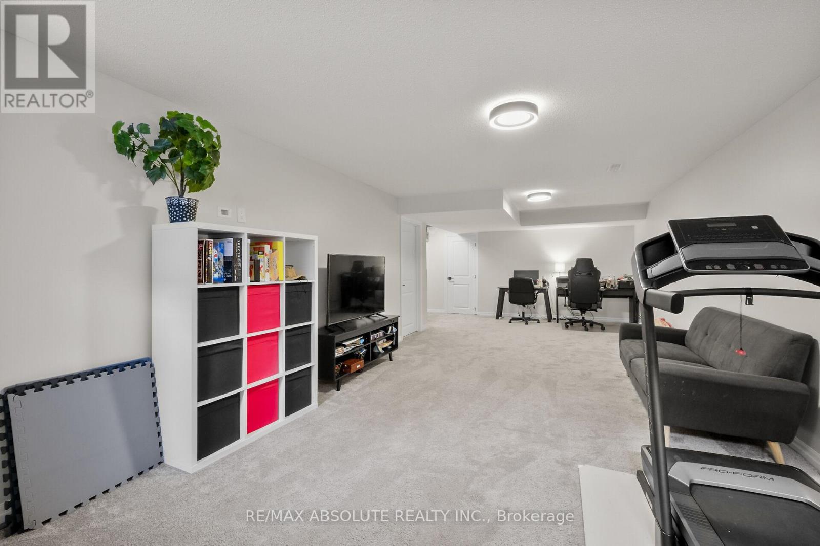 Photo 39 of 243 Overberg Way, Ottawa ON