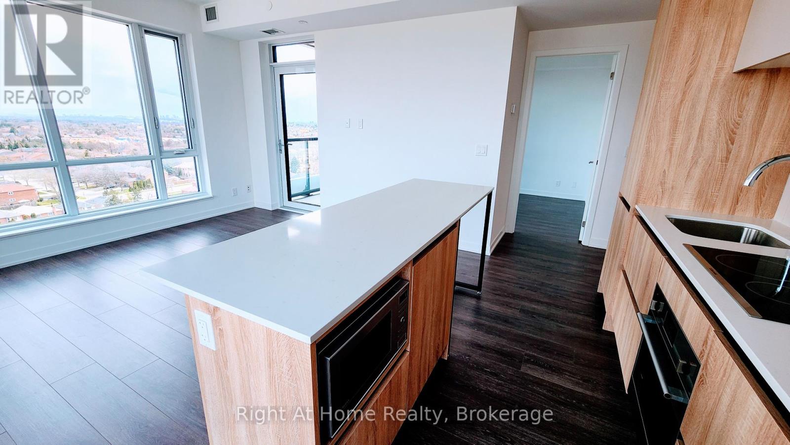 Photo 10 of 1204 7950 Bathurst Street, Vaughan ON