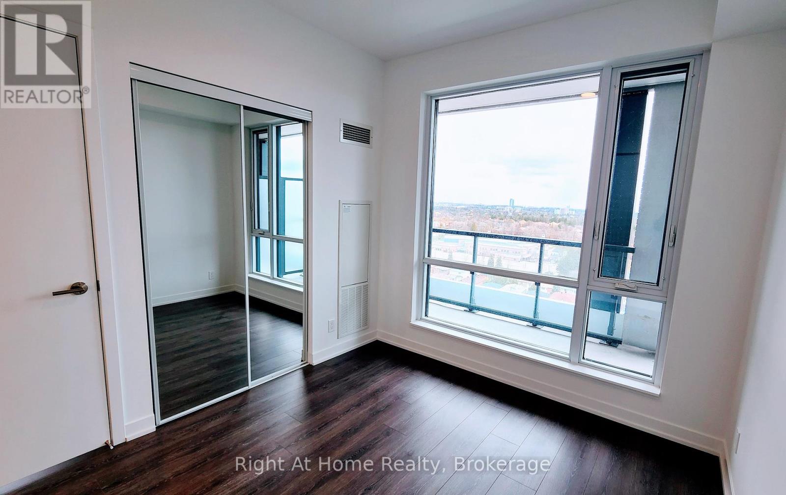 Photo 16 of 1204 7950 Bathurst Street, Vaughan ON