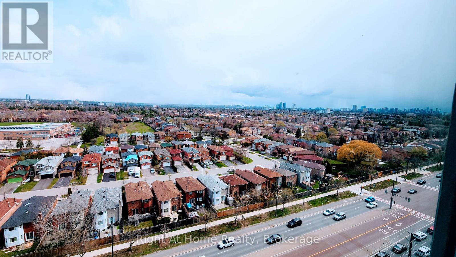 Photo 21 of 1204 7950 Bathurst Street, Vaughan ON