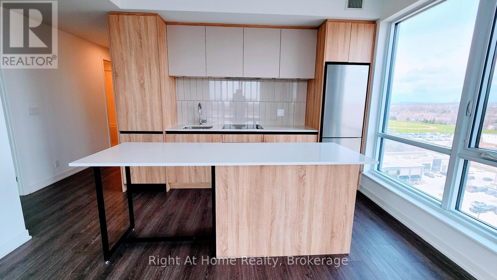 Photo 9 of 1204 7950 Bathurst Street, Vaughan ON