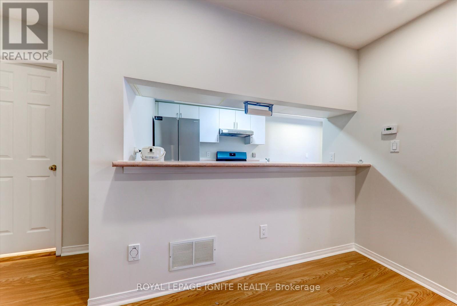 Photo 13 of 1503 29 Rosebank Drive, Toronto ON