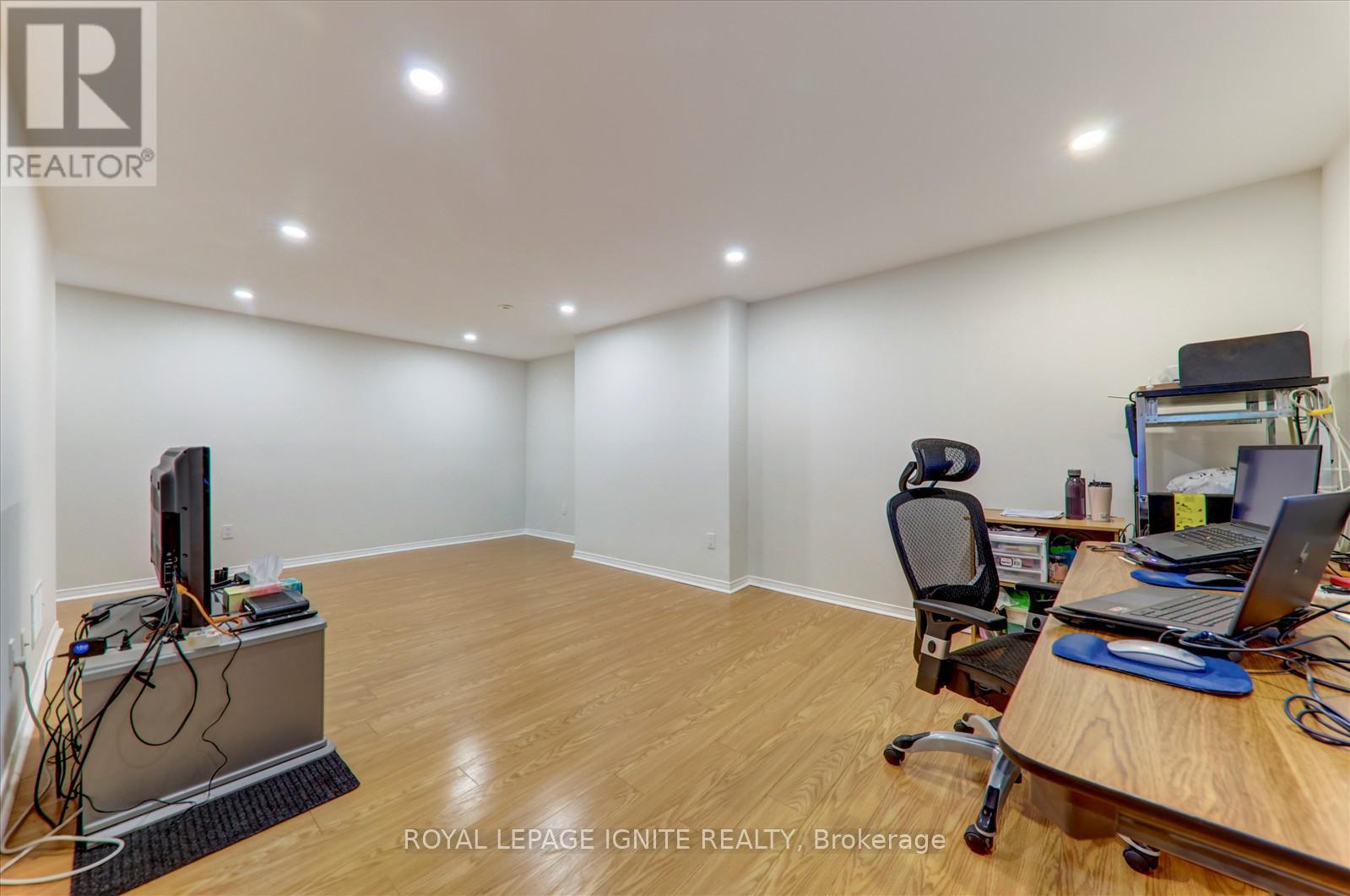 Photo 32 of 1503 29 Rosebank Drive, Toronto ON