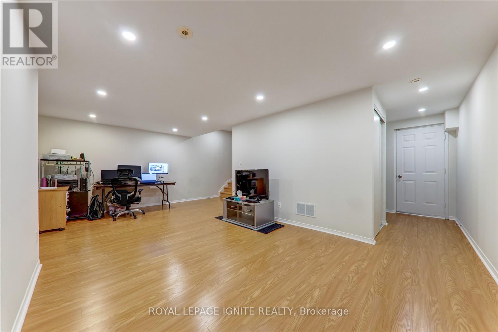 Photo 33 of 1503 29 Rosebank Drive, Toronto ON