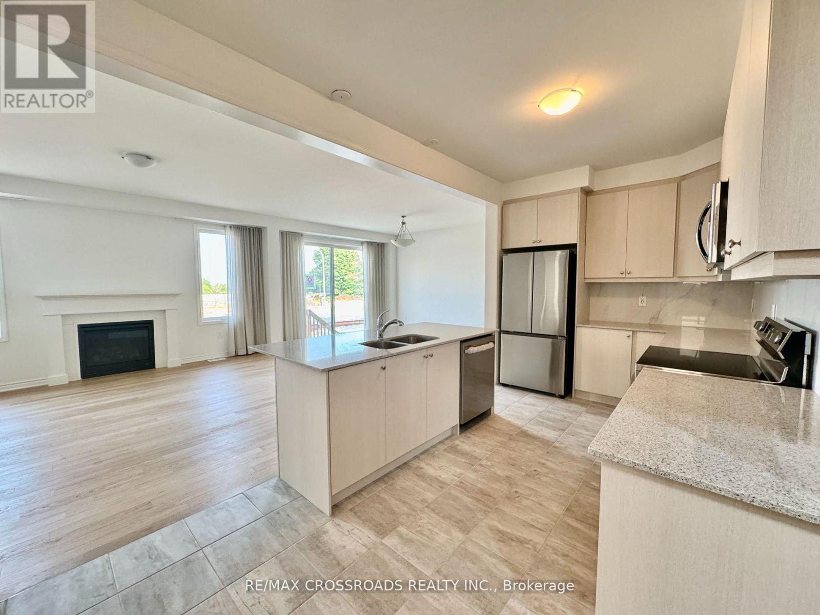 Photo 11 of Main 3083 Blazing Star Avenue, Pickering ON