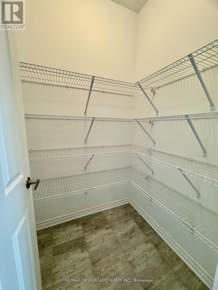 Photo 14 of Main 3083 Blazing Star Avenue, Pickering ON