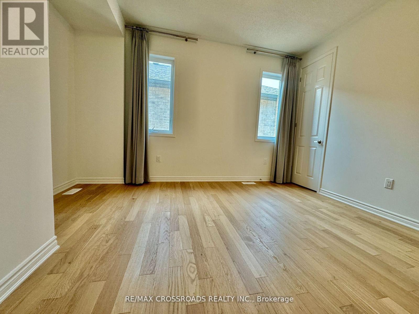 Photo 20 of Main 3083 Blazing Star Avenue, Pickering ON