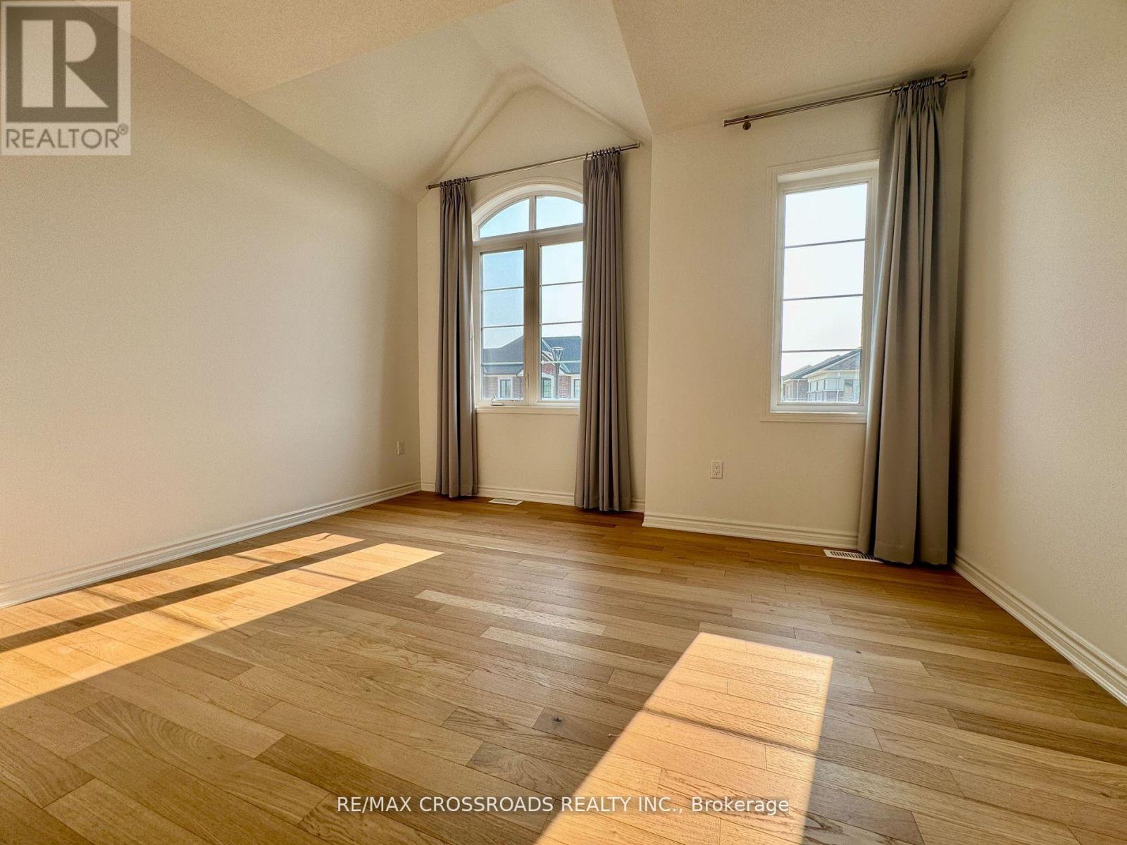 Photo 23 of Main 3083 Blazing Star Avenue, Pickering ON