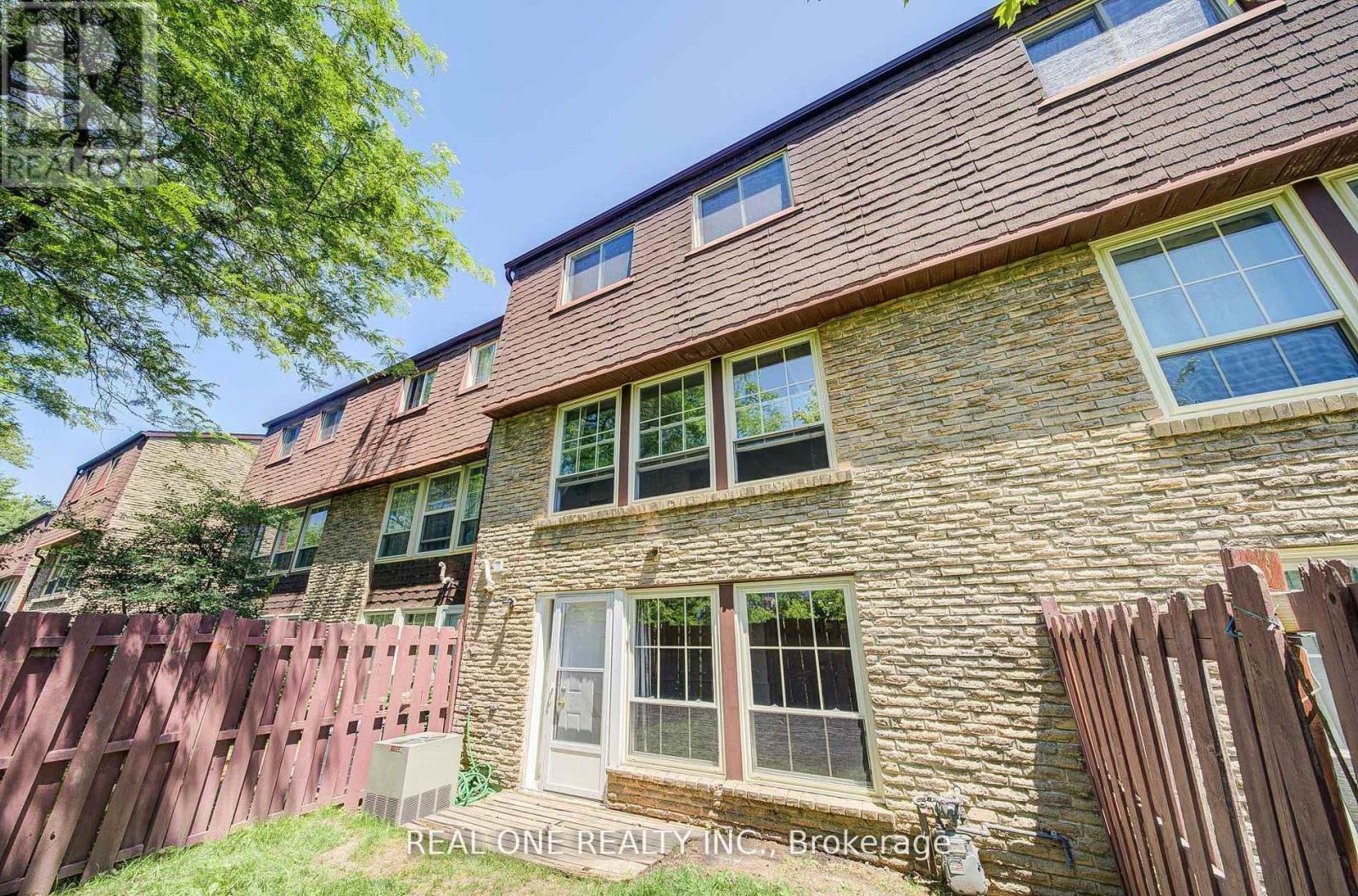 Photo 45 of 46 81 Brookmill Boulevard, Toronto ON