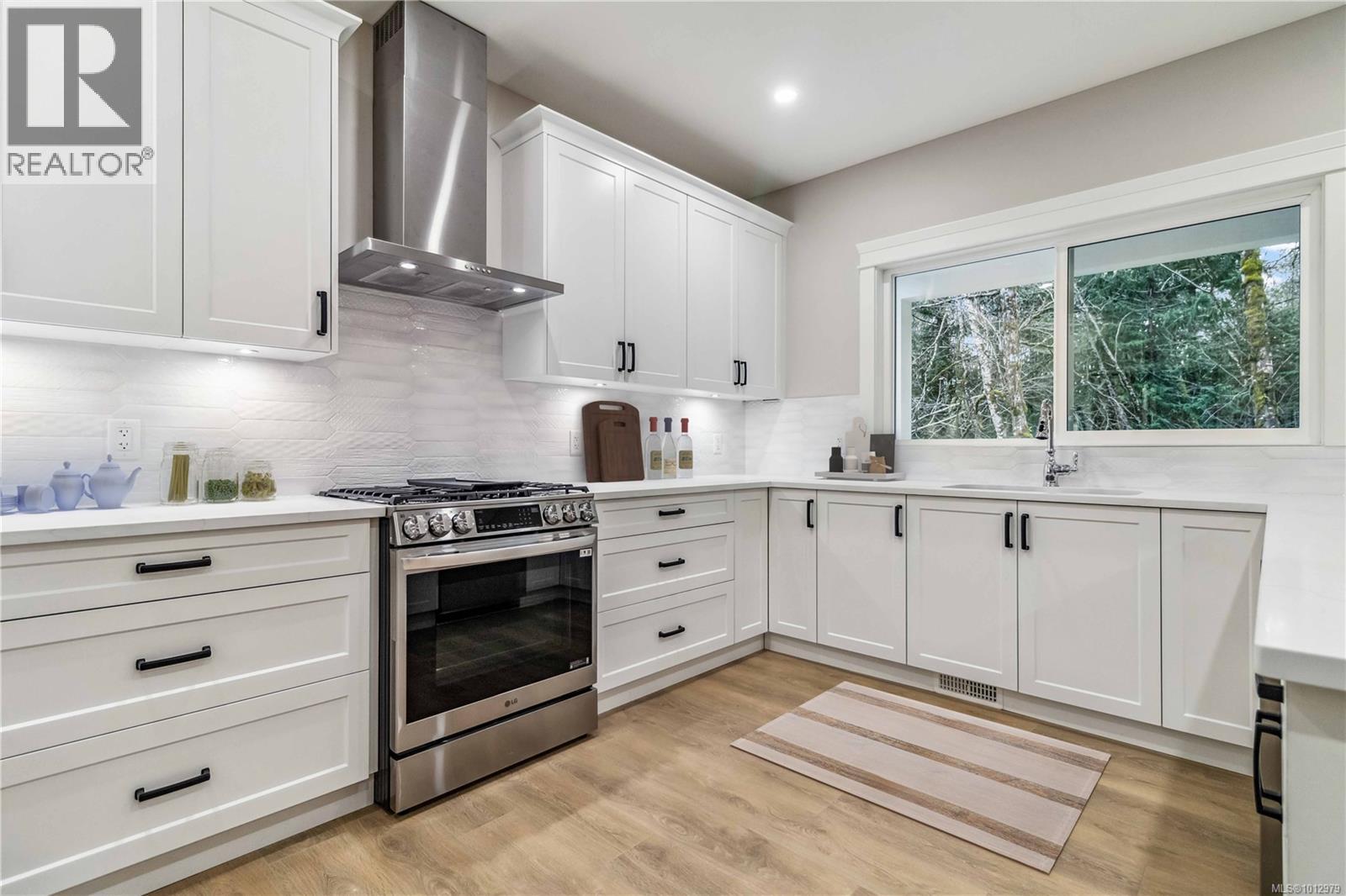  6927 Ridgecrest Road, Sooke