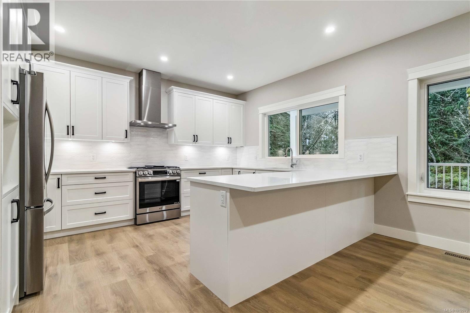  6927 Ridgecrest Road, Sooke