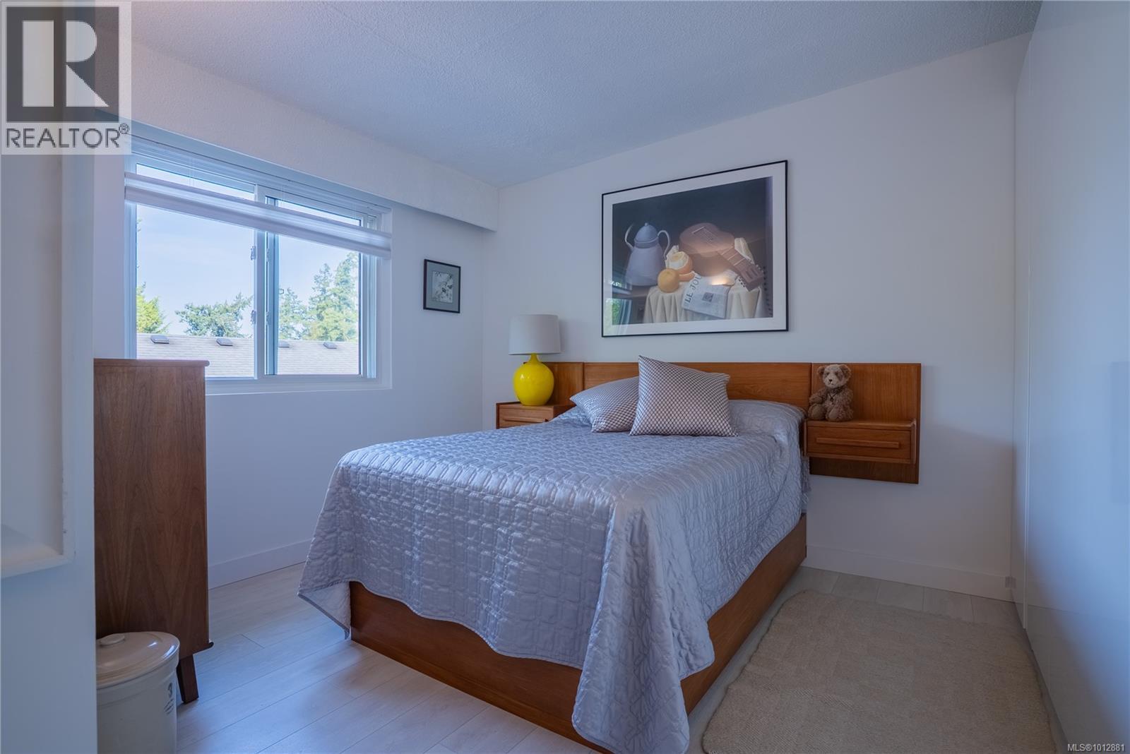 1376 Craigflower Rd, Esquimalt