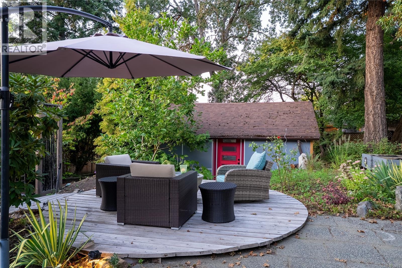 1376 Craigflower Rd, Esquimalt
