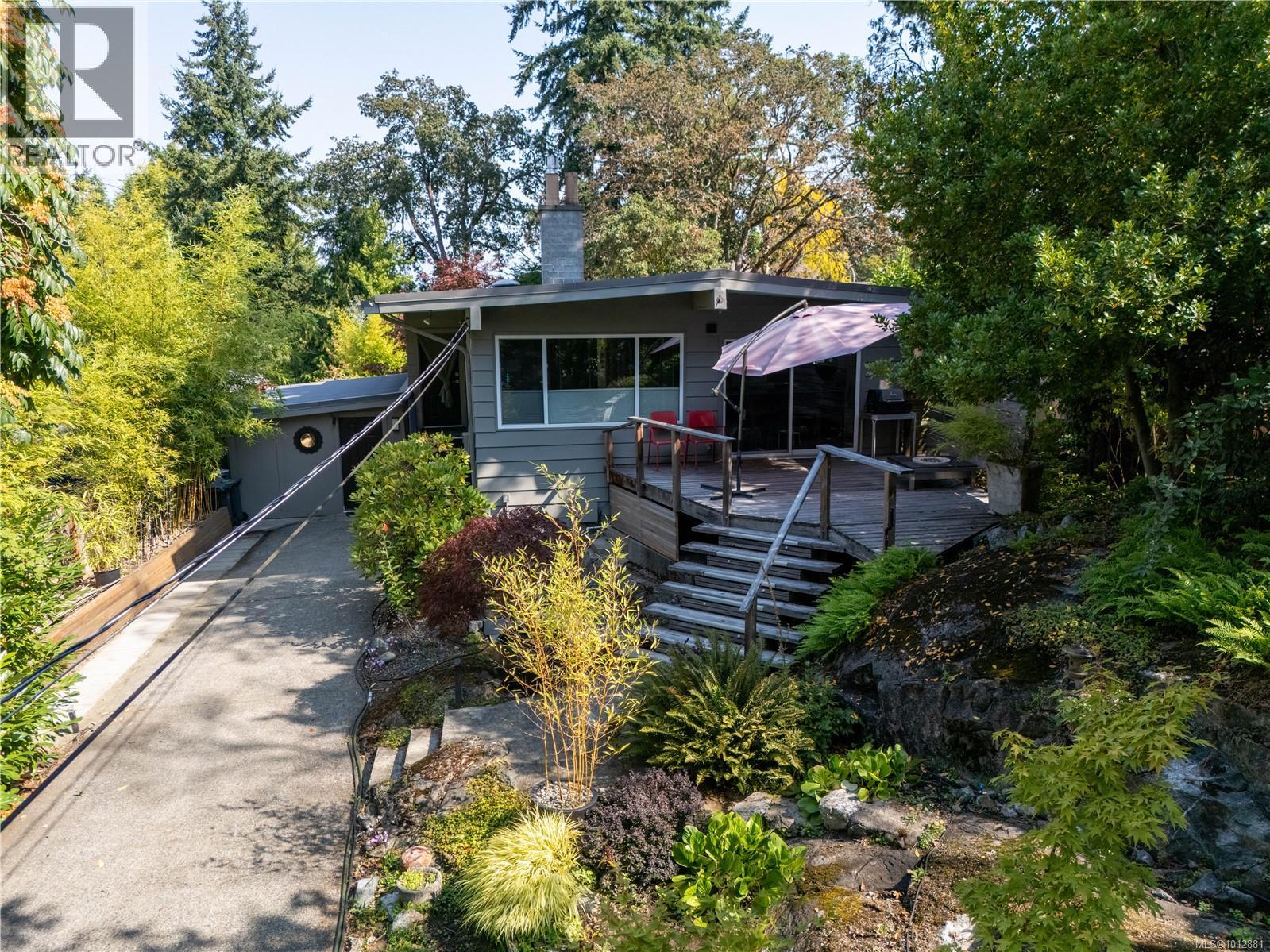 1376 Craigflower Rd, Esquimalt