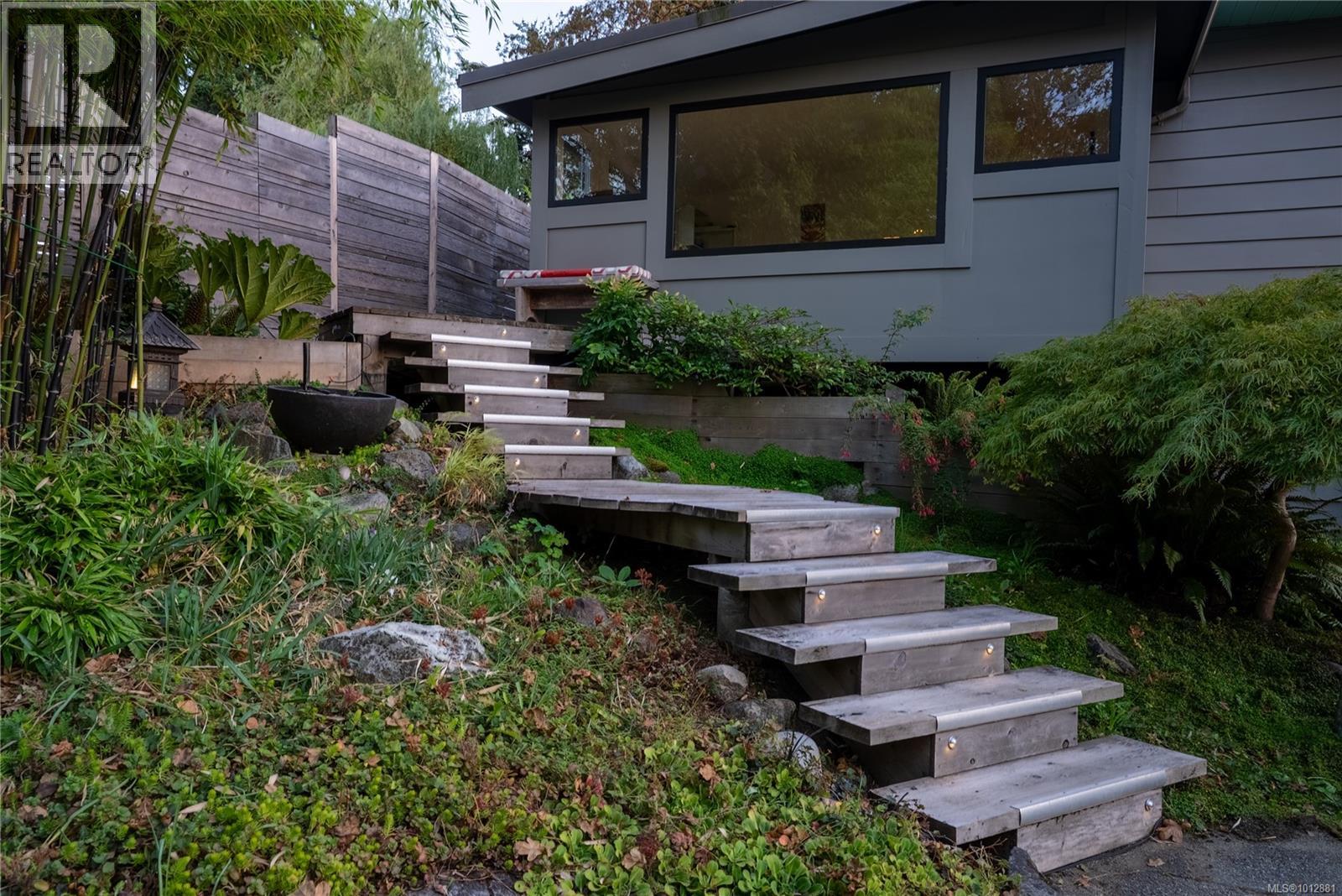 1376 Craigflower Rd, Esquimalt