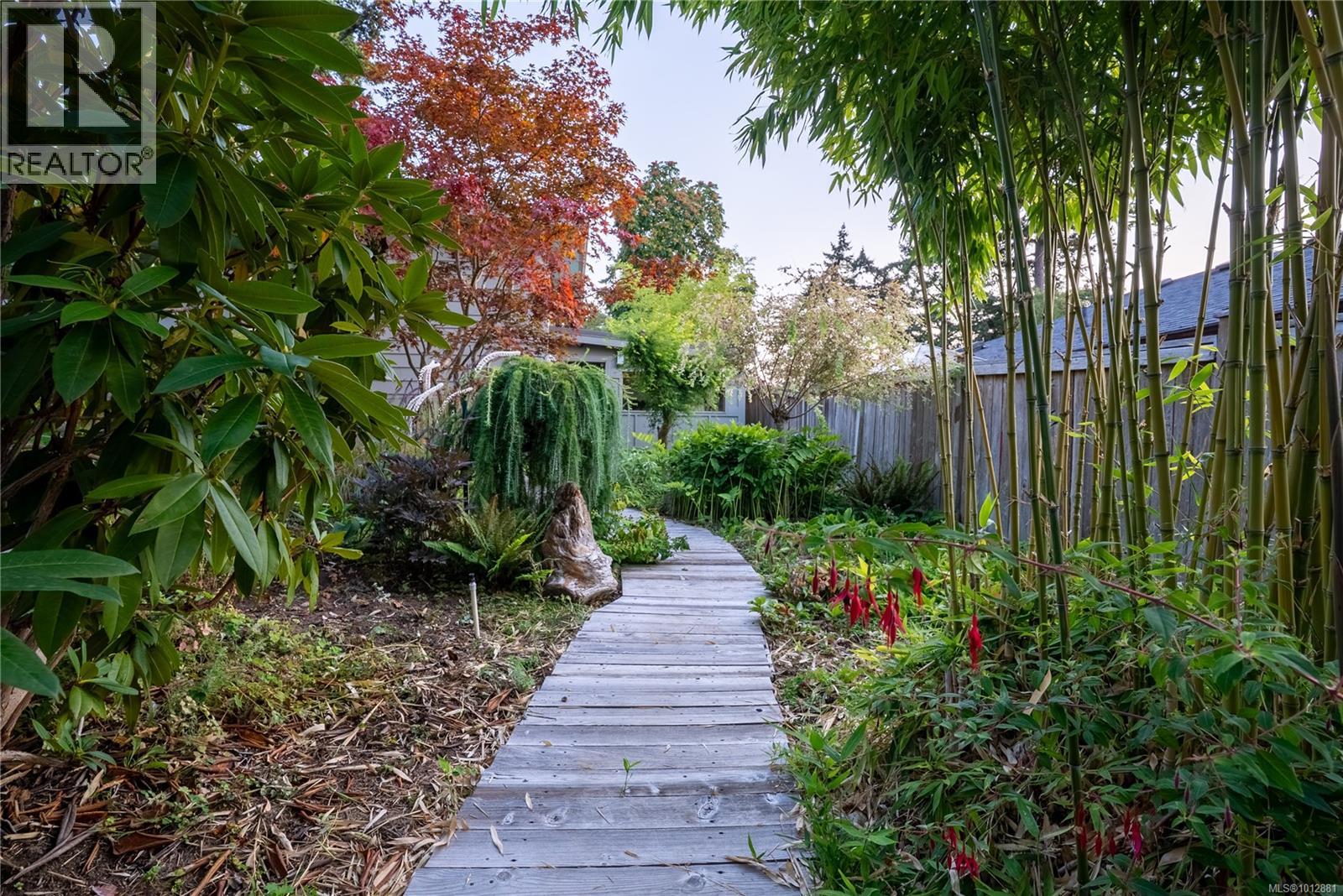 1376 Craigflower Rd, Esquimalt