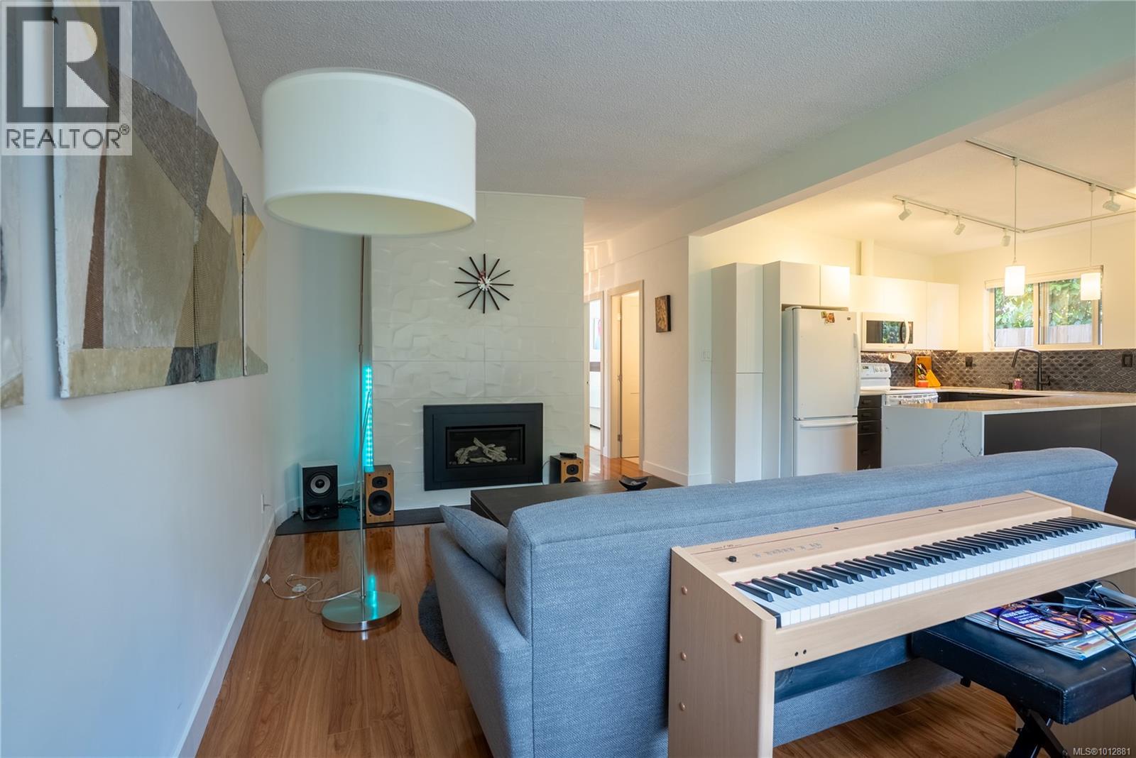 1376 Craigflower Rd, Esquimalt