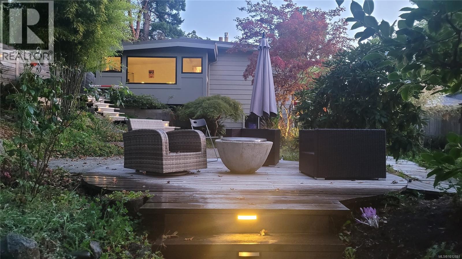 1376 Craigflower Rd, Esquimalt