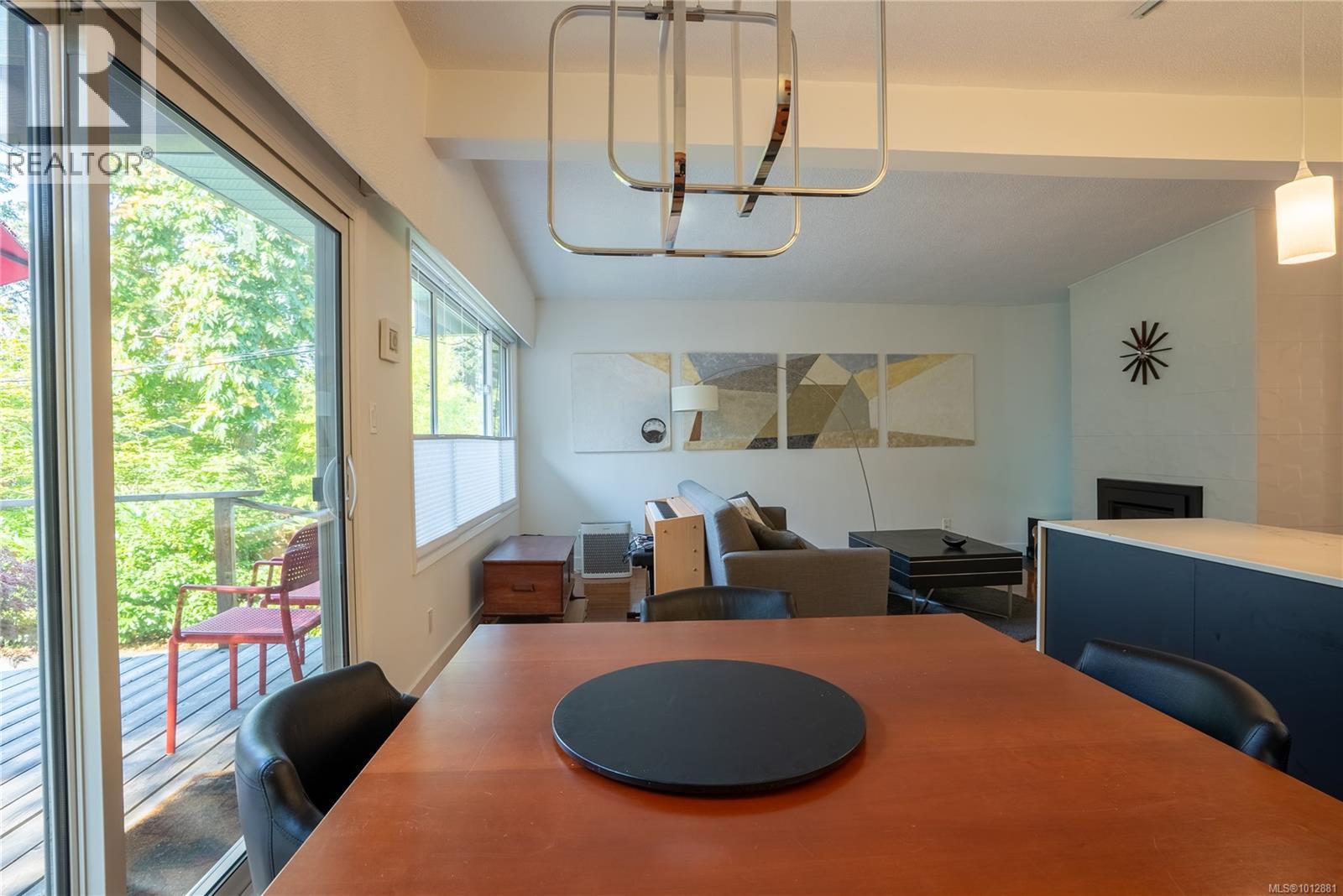 1376 Craigflower Rd, Esquimalt