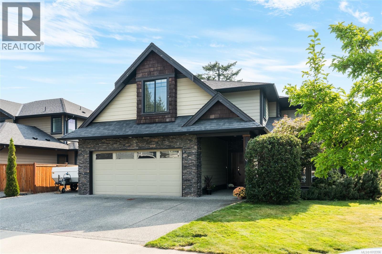 Photo 3 of 770 Egret Close, Langford BC